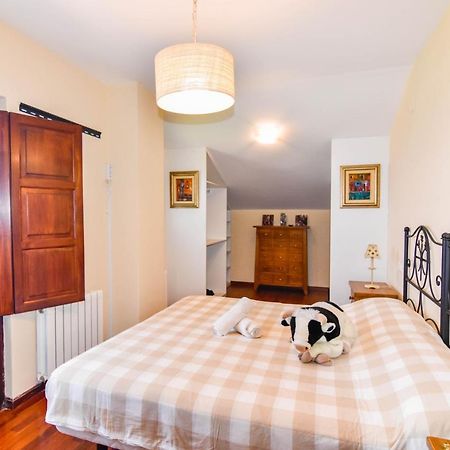 Encantadora Casa Con Espectaculares Vistas Ajo Bagian luar foto