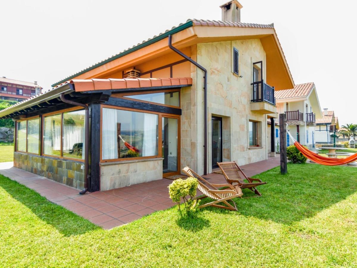 Encantadora Casa Con Espectaculares Vistas Ajo Bagian luar foto