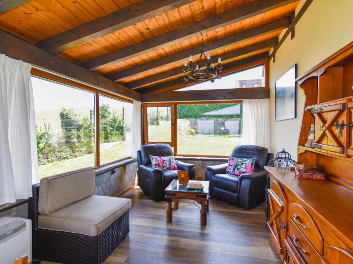 Encantadora Casa Con Espectaculares Vistas Ajo Bagian luar foto