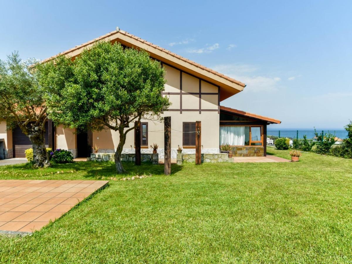Encantadora Casa Con Espectaculares Vistas Ajo Bagian luar foto